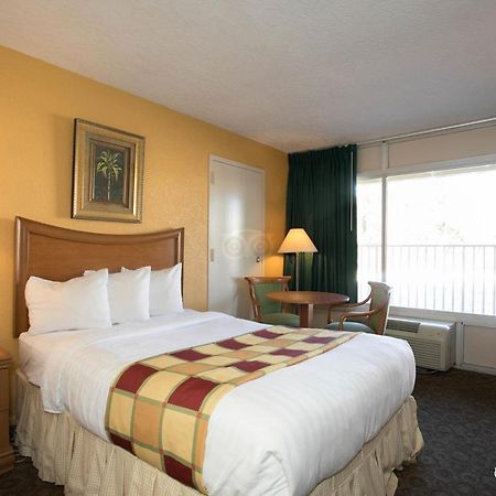 Budget Inn Sanford International Airport Eksteriør billede