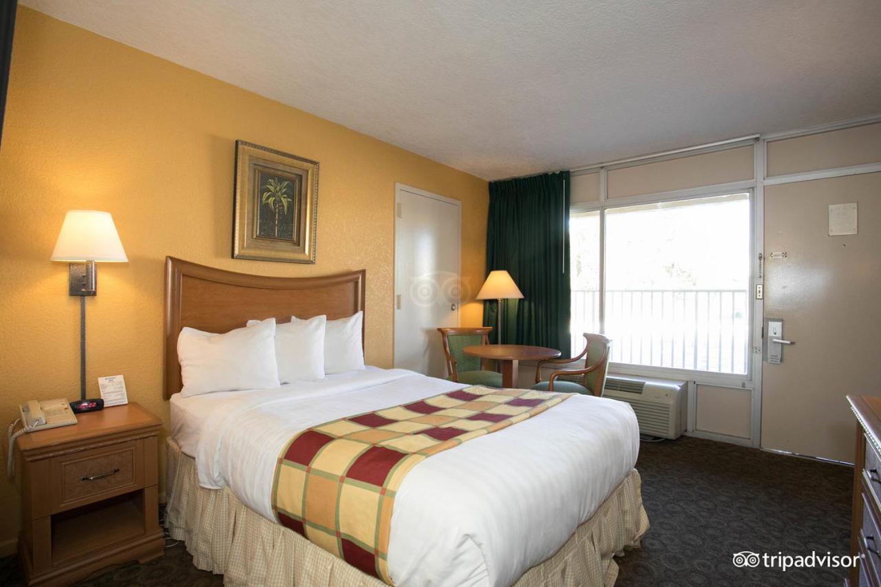 Budget Inn Sanford International Airport Eksteriør billede